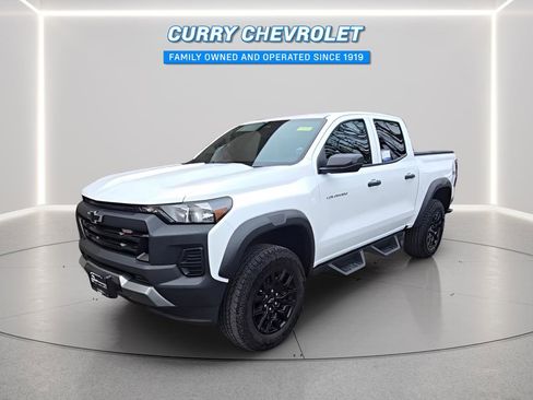 Used 2023 Chevrolet Colorado Trail Boss w/ Advanced Trailering Package image 6