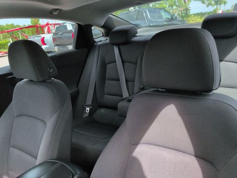 Used 2020 Chevrolet Malibu LT FWD image 8
