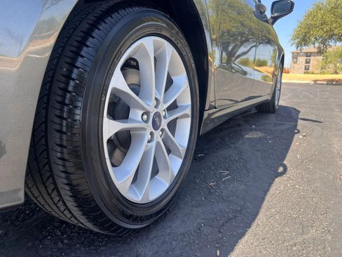 Used 2020 Ford Fusion SE image 14