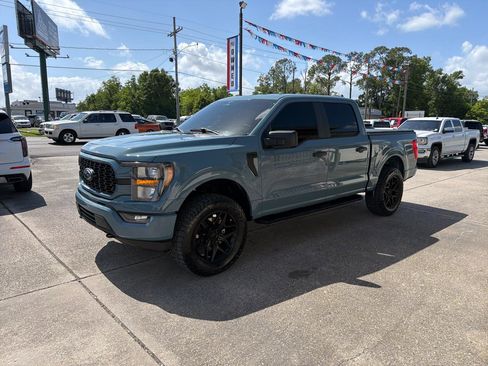 Used 2023 Ford F150 4x4 SuperCrew image 2