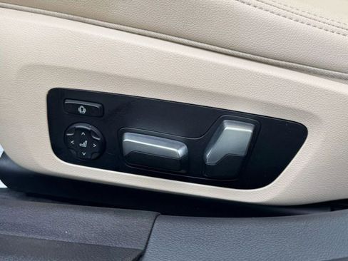 Used 2019 BMW 330i xDrive Sedan w/ Premium Package image 33