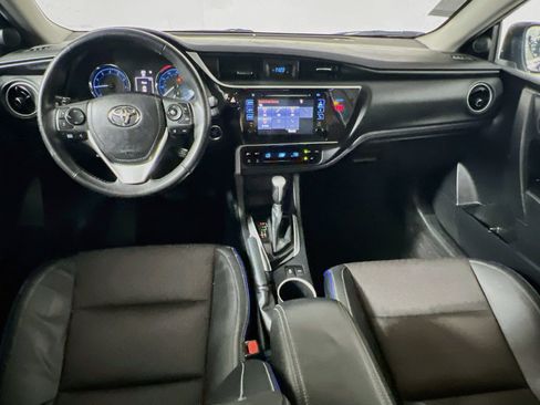Used 2018 Toyota Corolla SE w/ SE Premium Package FWD image 29