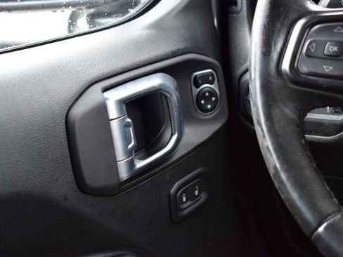 Used 2023 Jeep Wrangler Unlimited Sport AWD/4WD image 16