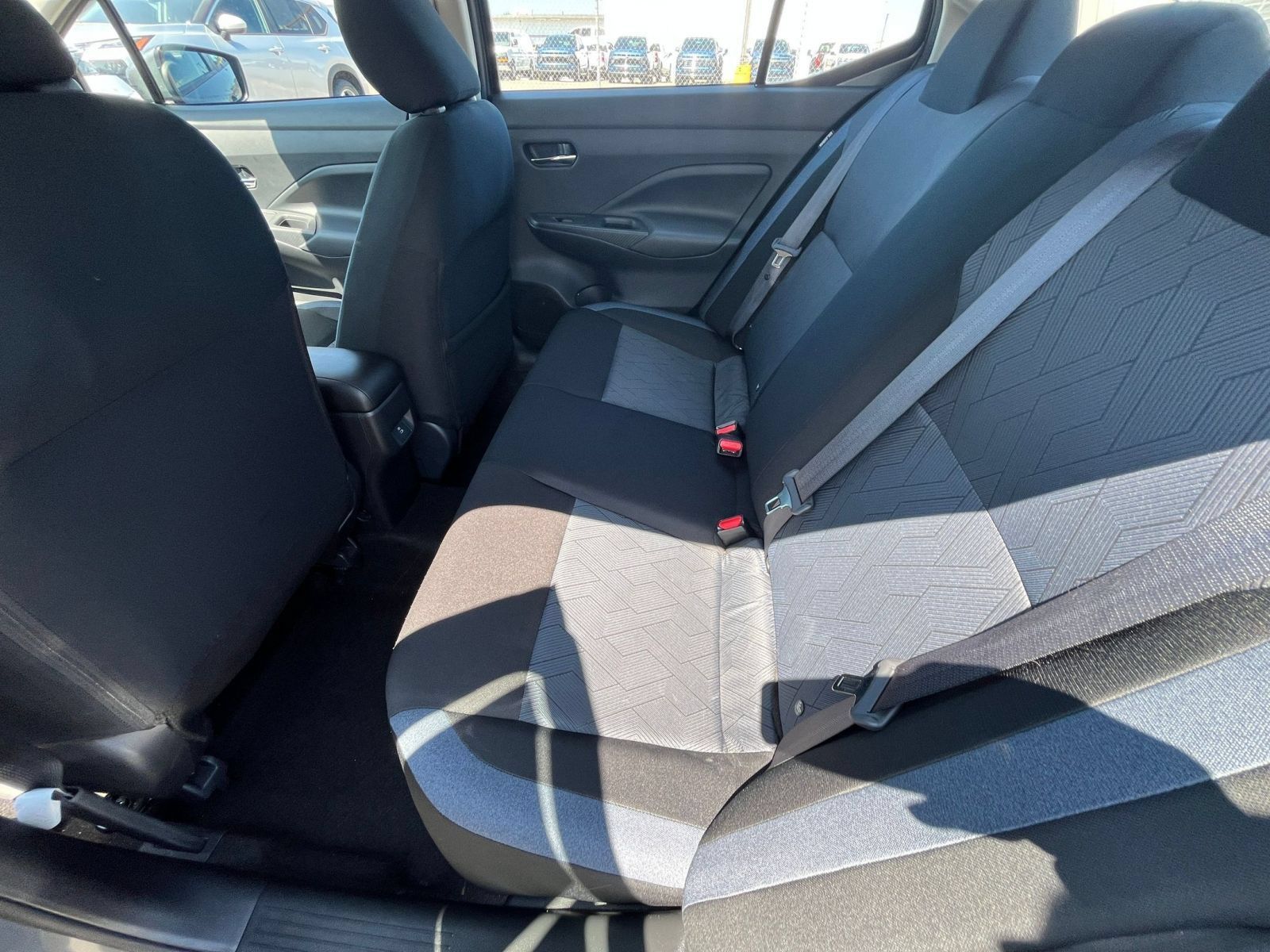 Used 2025 Nissan Versa SV FWD image 25