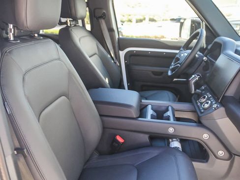 New 2026 Land Rover Defender 110 S image 23