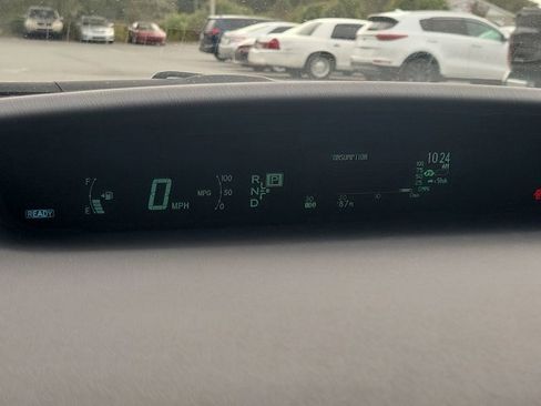 Used 2012 Toyota Prius Three image 32