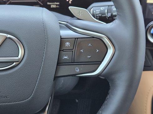 Used 2026 Lexus NX 350 AWD w/ Accessory Package (2T) image 38