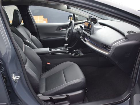Used 2023 Toyota Prius Limited AWD/4WD image 10