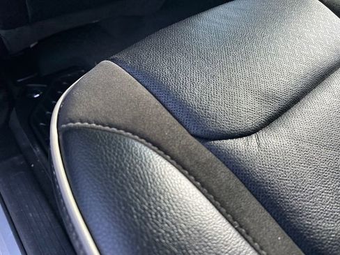 Used 2024 RAM 1500 Laramie image 14