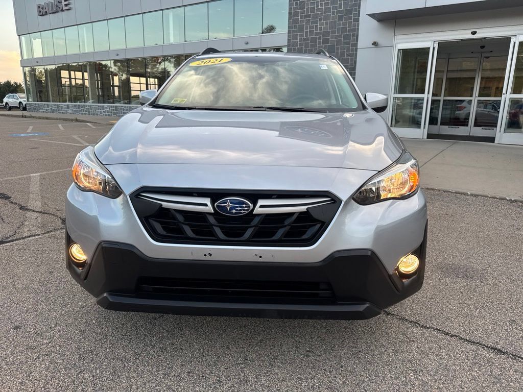 Used 2021 Subaru Crosstrek 2.0i Premium w/ Moonroof Package AWD/4WD image 5