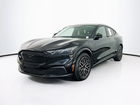 Used 2025 Ford Mustang Mach-E Premium image 3