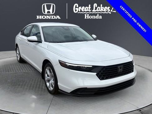 Certified 2025 Honda Accord LX image 1