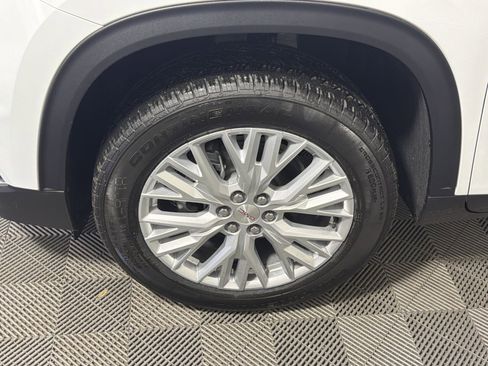 New 2026 GMC Acadia Elevation image 12