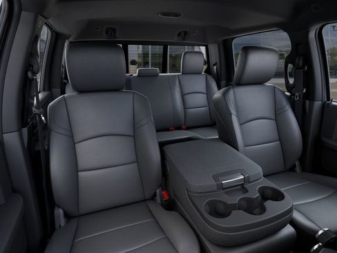 New 2026 RAM 4500 Tradesman AWD/4WD image 16