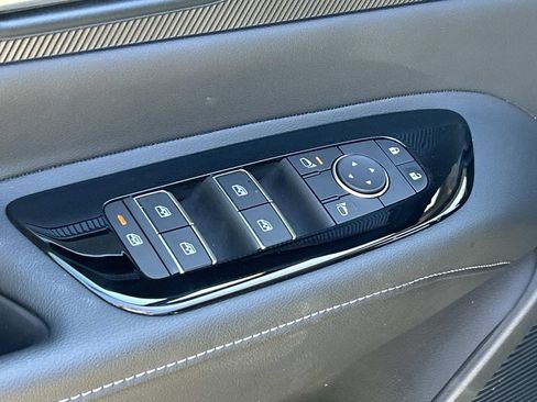 Certified 2025 Nissan Murano SV AWD/4WD image 19