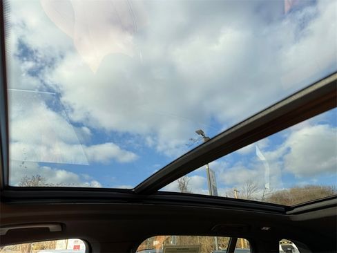 Certified 2024 BMW X5 xDrive40i w/ Parking Assistance Package image 33