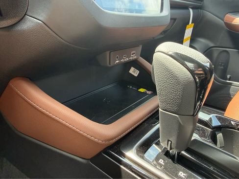 New 2026 Subaru Forester Touring AWD/4WD image 38