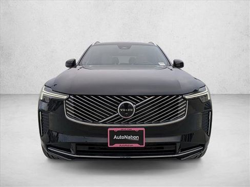 New 2026 Volvo XC90 B5 Plus w/ Protection Package image 6