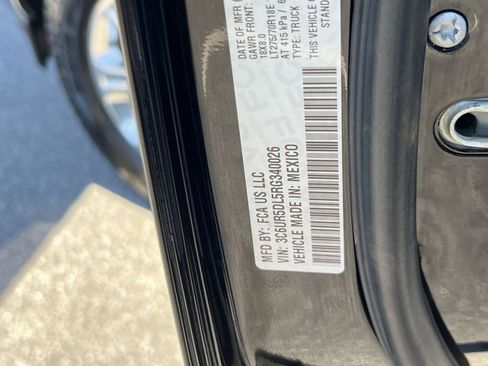 Used 2024 RAM 2500 Big Horn AWD/4WD image 44
