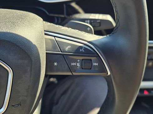 New 2025 Audi Q3 2.0T Premium image 35