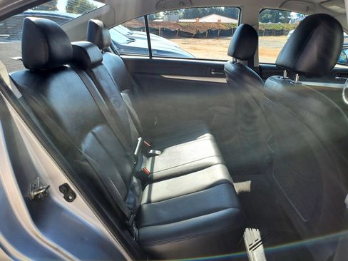 Used 2012 Subaru Legacy 2.5i Premium AWD/4WD image 30
