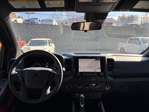 Used 2023 Nissan Frontier PRO-4X w/ Pro Convenience Package image 7