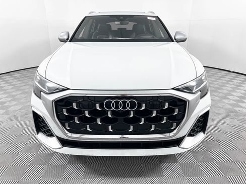 Certified 2024 Audi SQ8 Prestige image 2