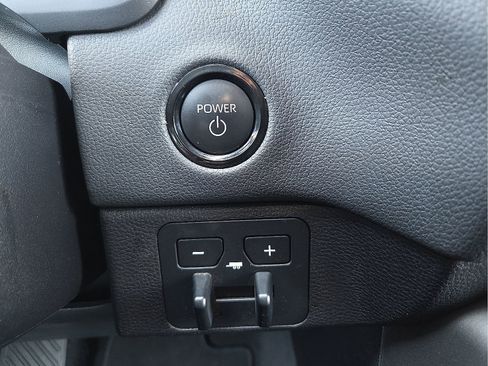 Used 2025 Toyota Sequoia SR5 AWD/4WD image 21