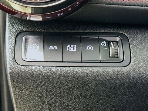 Used 2025 Chevrolet Equinox RS w/ Safety and Technology Package image 10