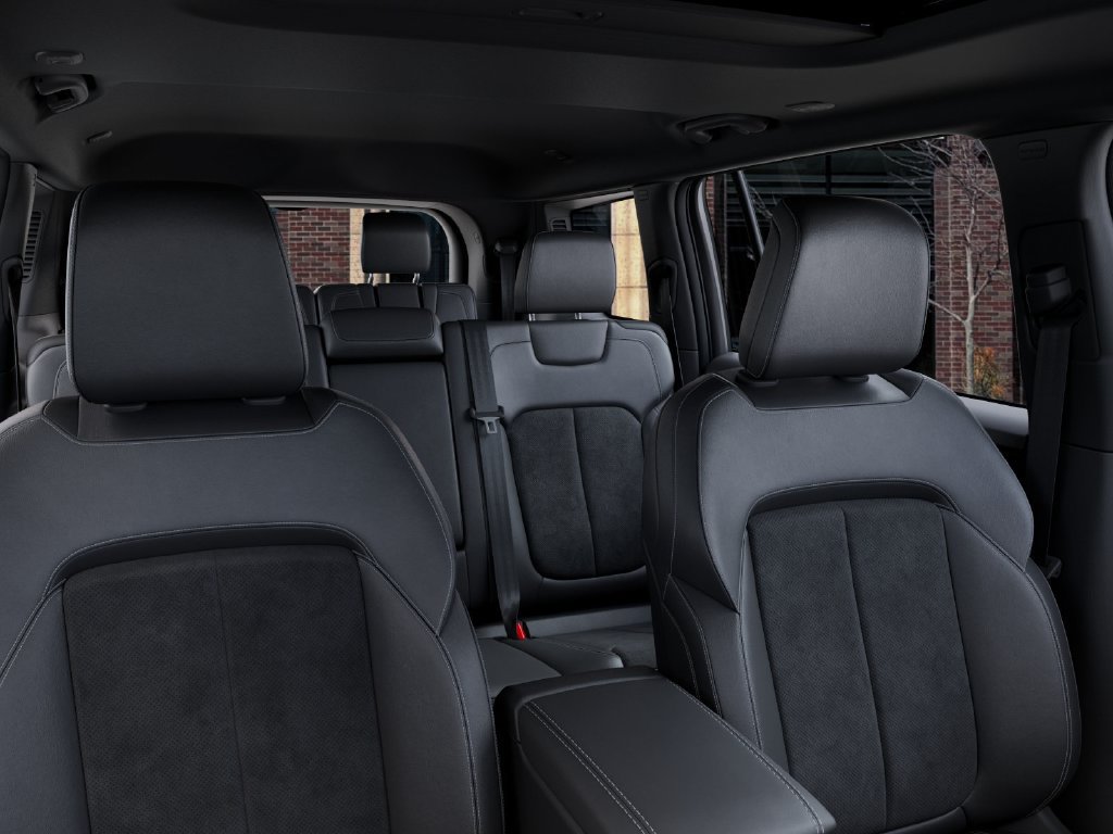 New 2026 Jeep Grand Cherokee L 4WD image 26
