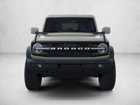 New 2025 Ford Bronco Outer Banks w/ Sasquatch Package image 6