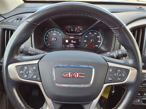 Used 2021 GMC Canyon Denali image 13