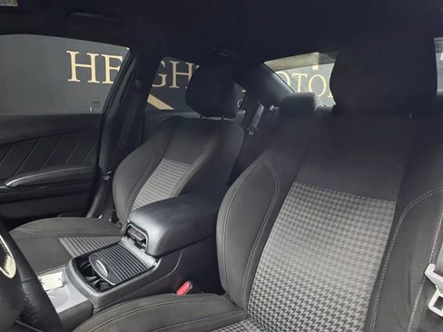 Used 2023 Dodge Charger SXT w/ Blacktop Package RWD image 6