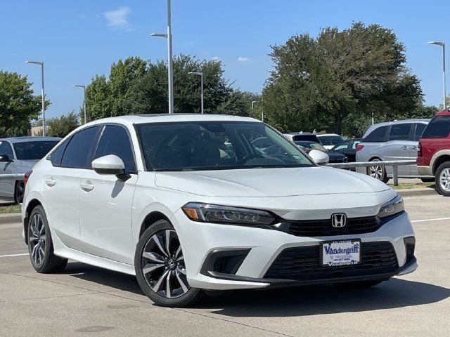 Used 2024 Honda Civic EX image 2