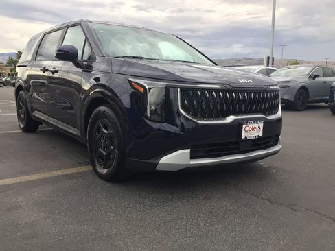 New 2026 Kia Carnival LX image 1