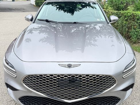 Used 2025 Genesis G70 2.5T AWD/4WD image 10