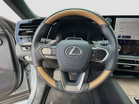 Used 2024 Lexus RX 350 w/ Convenience Package AWD/4WD image 41