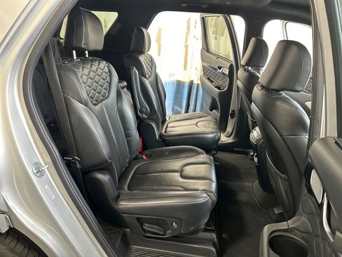 Used 2022 Hyundai Palisade Calligraphy w/ Cargo Package FWD image 24