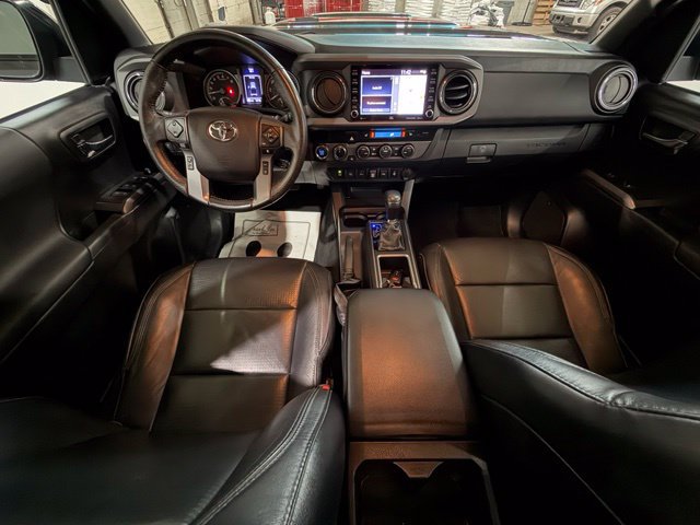 Used 2021 Toyota Tacoma TRD Sport w/ TRD Premium Sport Package AWD/4WD image 14