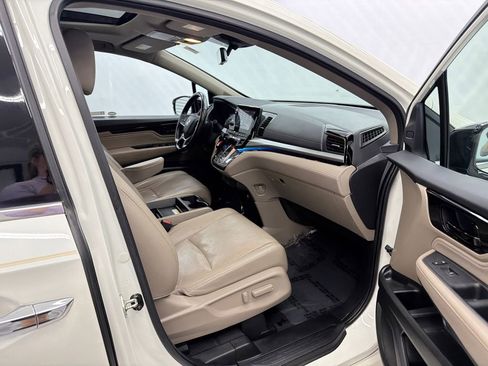 Used 2019 Honda Odyssey Elite image 15