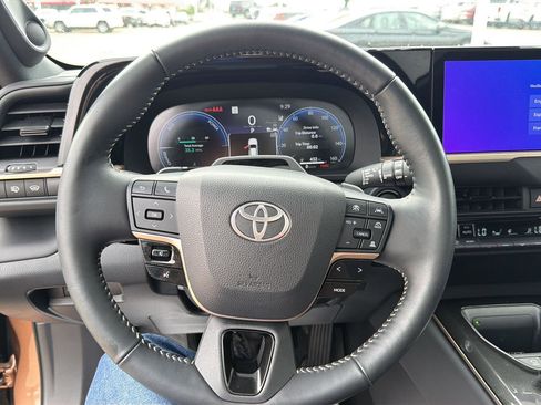 Used 2025 Toyota Crown Signia w/ Advanced Technology Package AWD/4WD image 23