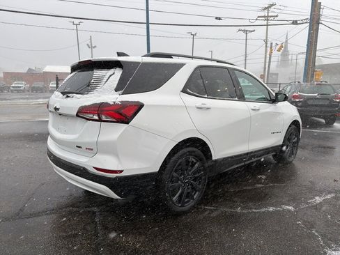 Used 2023 Chevrolet Equinox RS image 7
