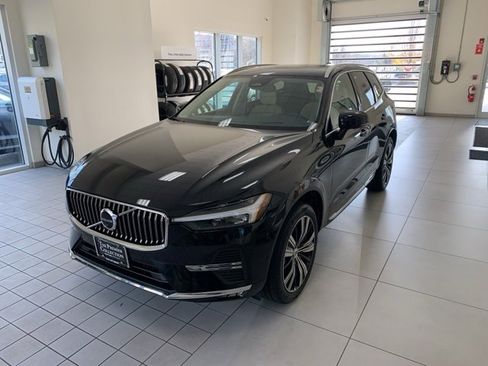 Certified 2022 Volvo XC60 B6 Inscription w/ Advanced Package image 1