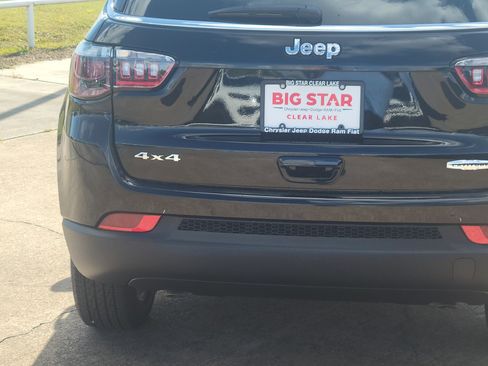 New 2026 Jeep Compass Latitude AWD/4WD image 8