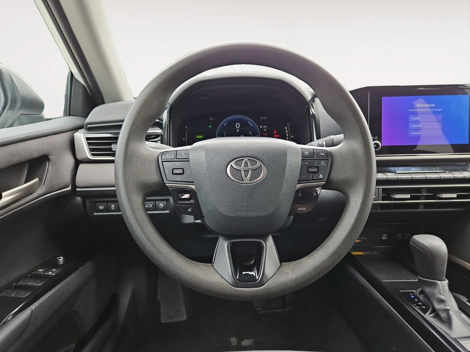 Used 2025 Toyota Camry LE FWD image 12