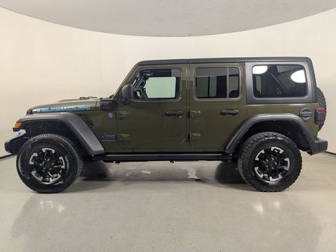 Used 2024 Jeep Wrangler Unlimited Rubicon 4xe AWD/4WD image 4