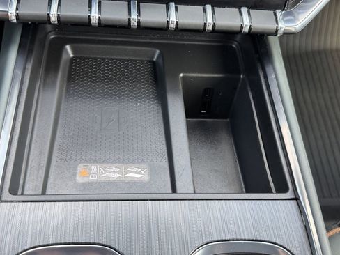 Certified 2024 GMC Acadia AT4 w/ LPO, Floor Liner Package AWD/4WD image 26