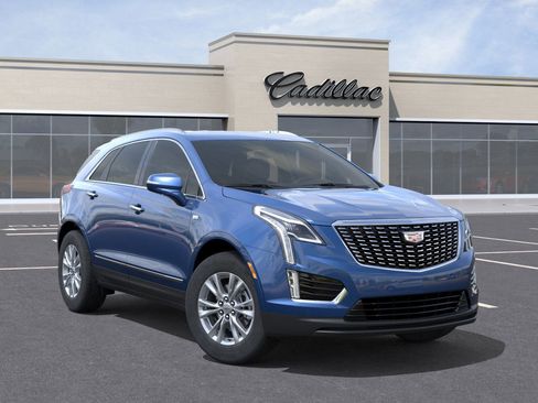 New 2025 Cadillac XT5 Luxury image 7