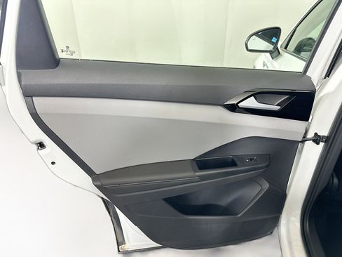 Used 2024 Volkswagen Taos S image 25