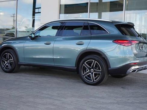Used 2026 Mercedes-Benz GLC 300 image 6